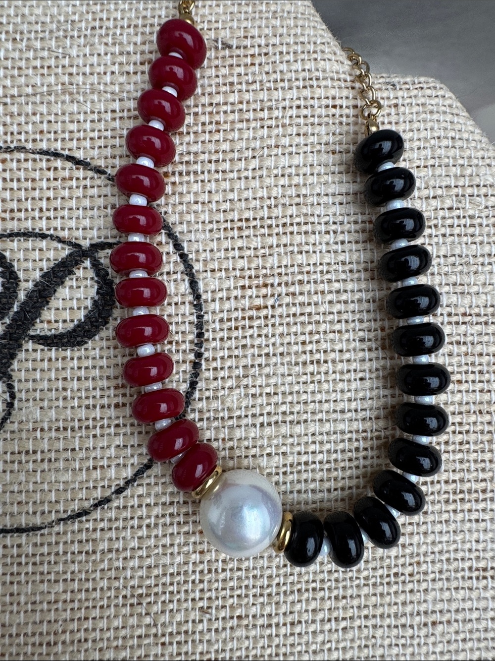 bloom Red and Black Bead Bracelet with Pearl Accent Trendy Fashion Jewelry